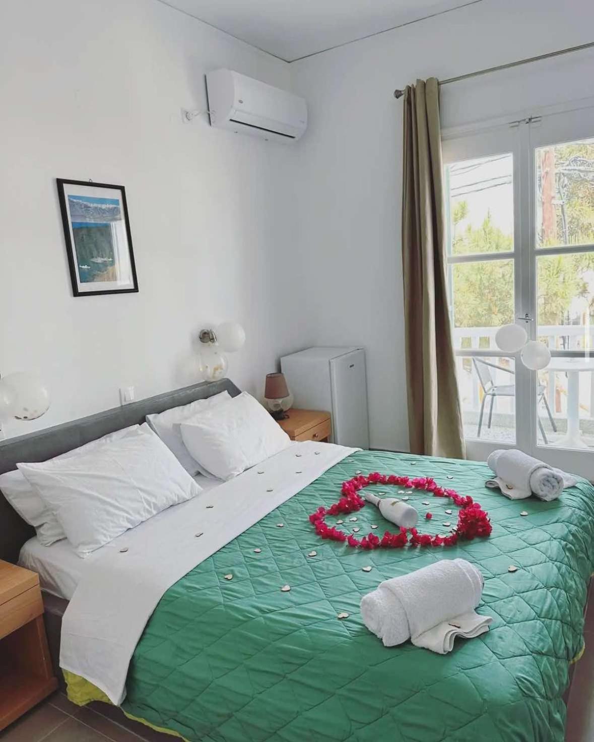Lefkothea Hotel Kamári المظهر الخارجي الصورة